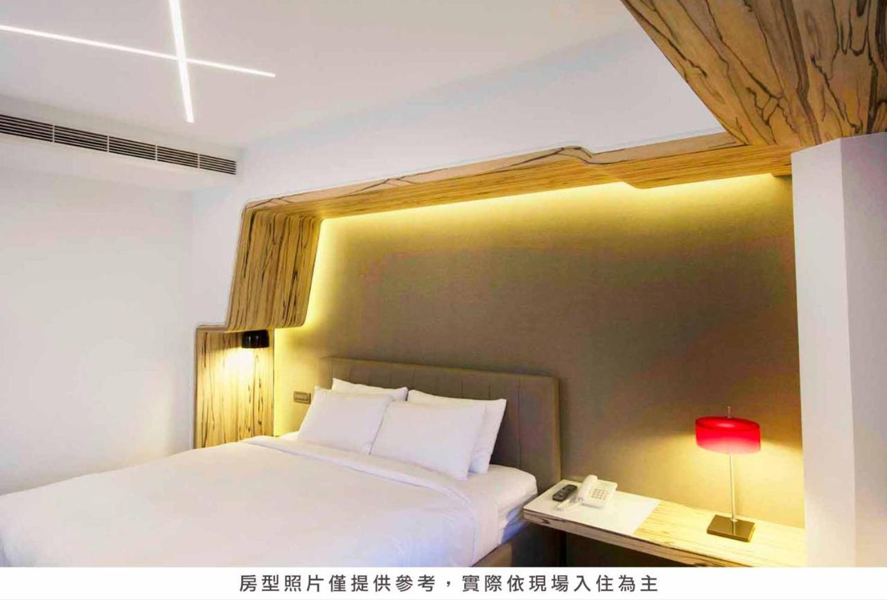 Royal Hotel Group- Central Park Branch Kaohsiung Extérieur photo
